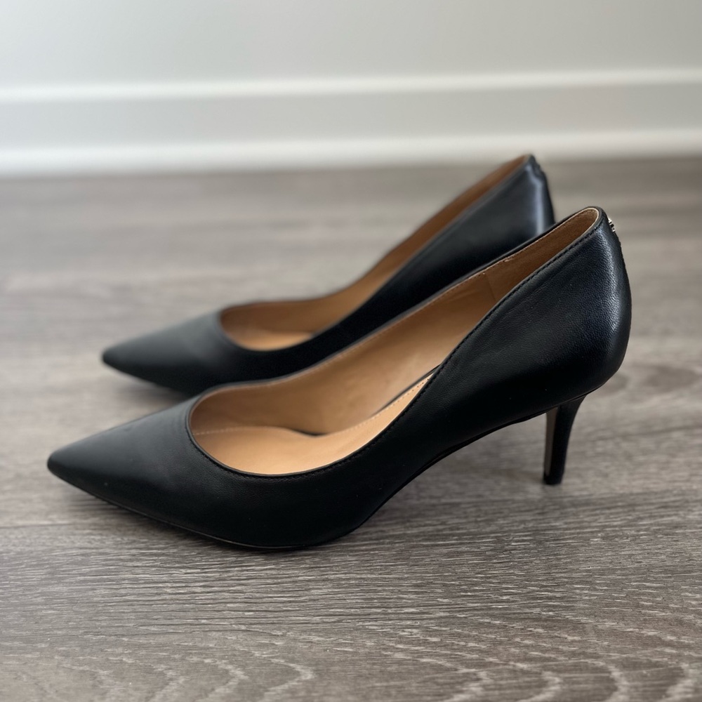Sam Edelman Jordyn black leather pumps